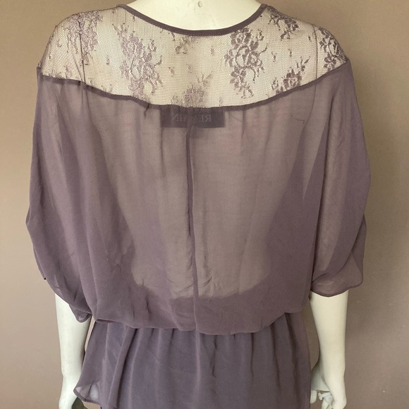 Blouse with lace trim on shoulders (see through) - Picture 3 of 6